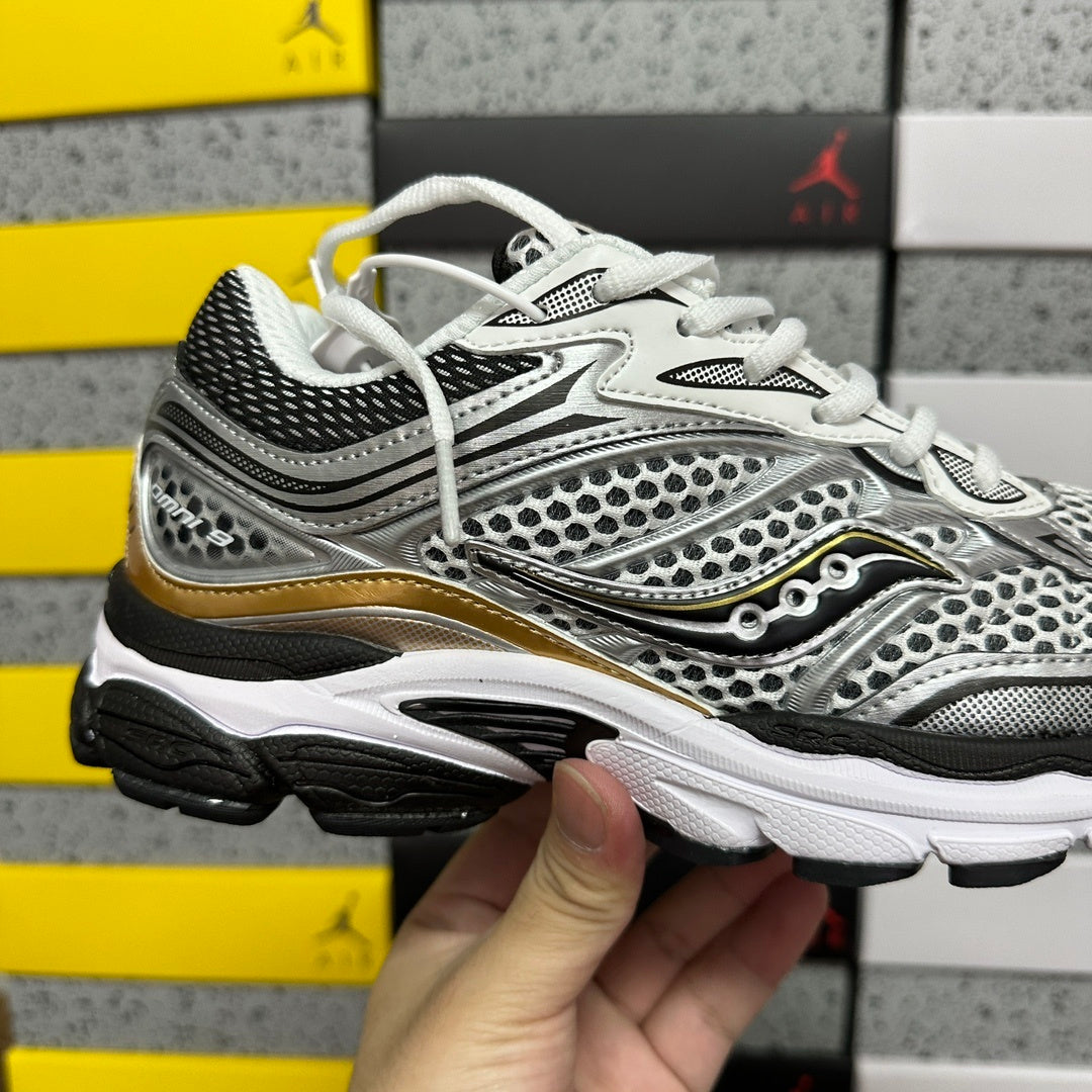 Saucony Omni 9
