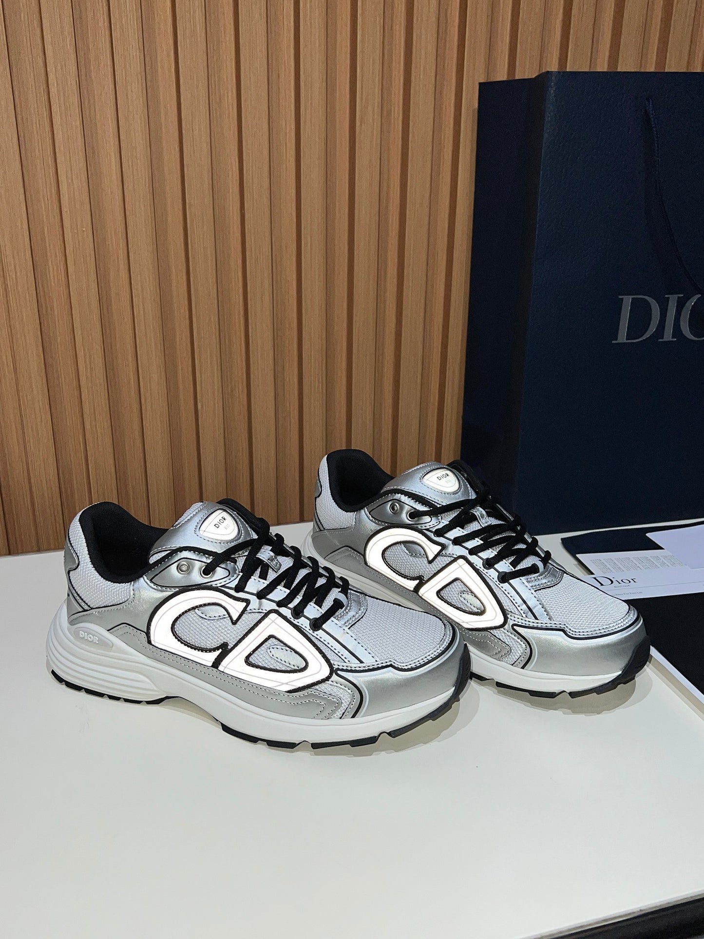 DIOR B30
