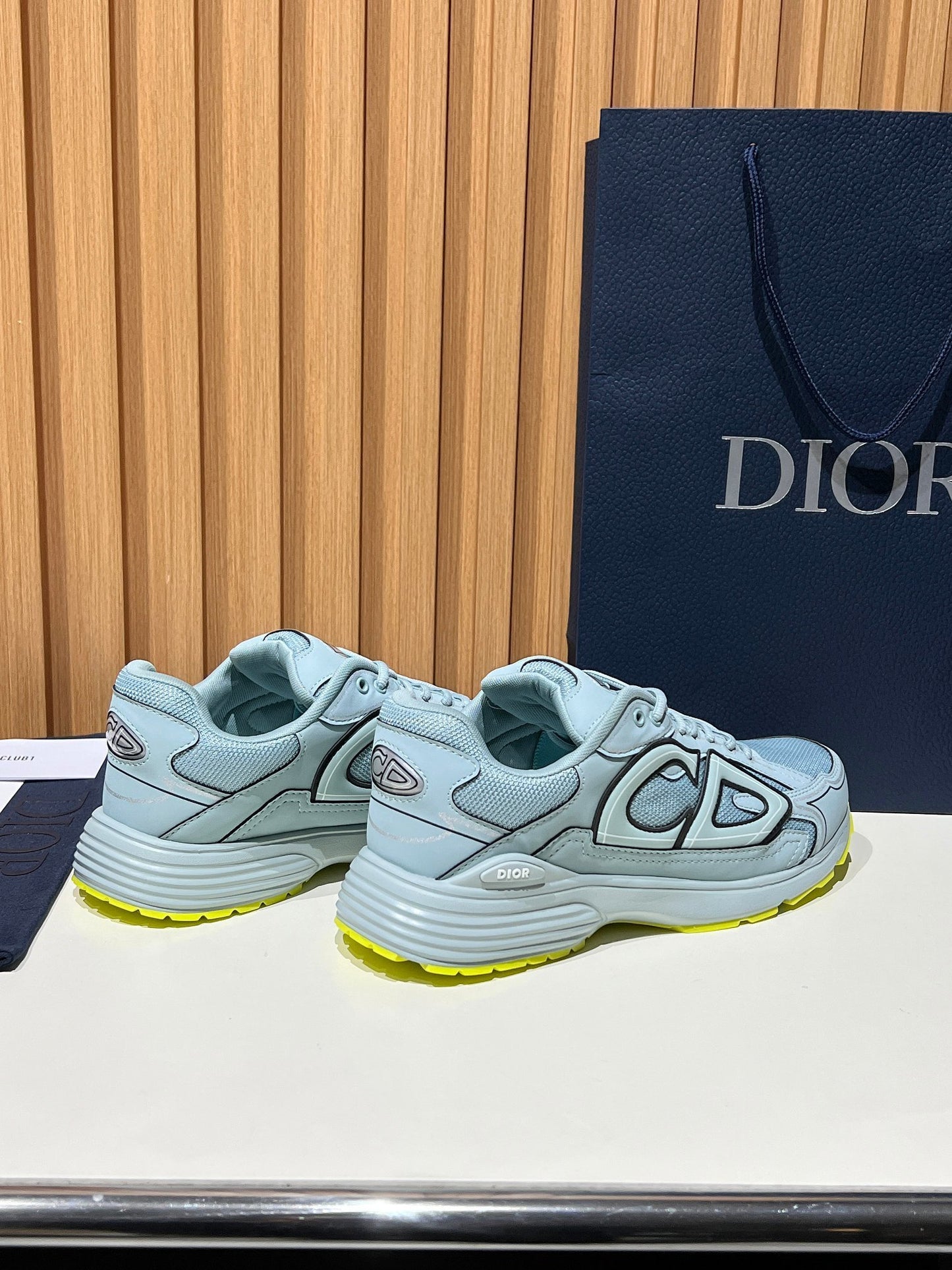 DIOR B30