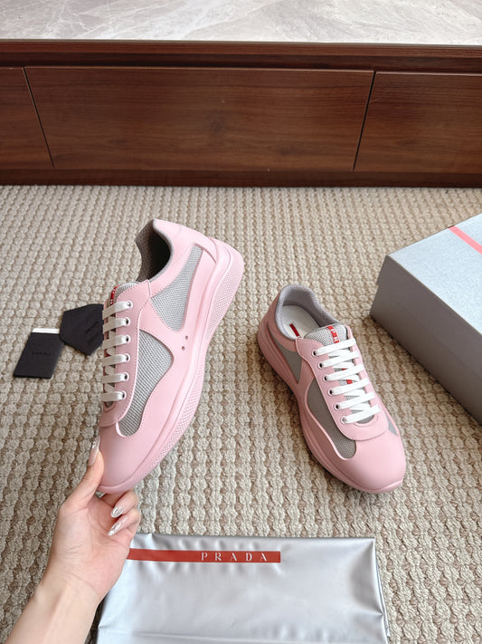 PRADA Cups matte