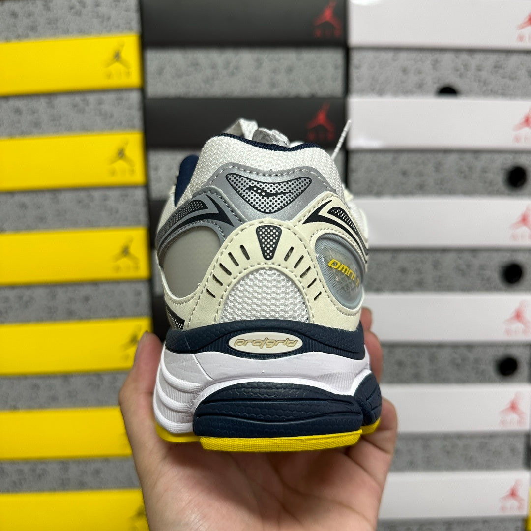 Saucony Omni 9