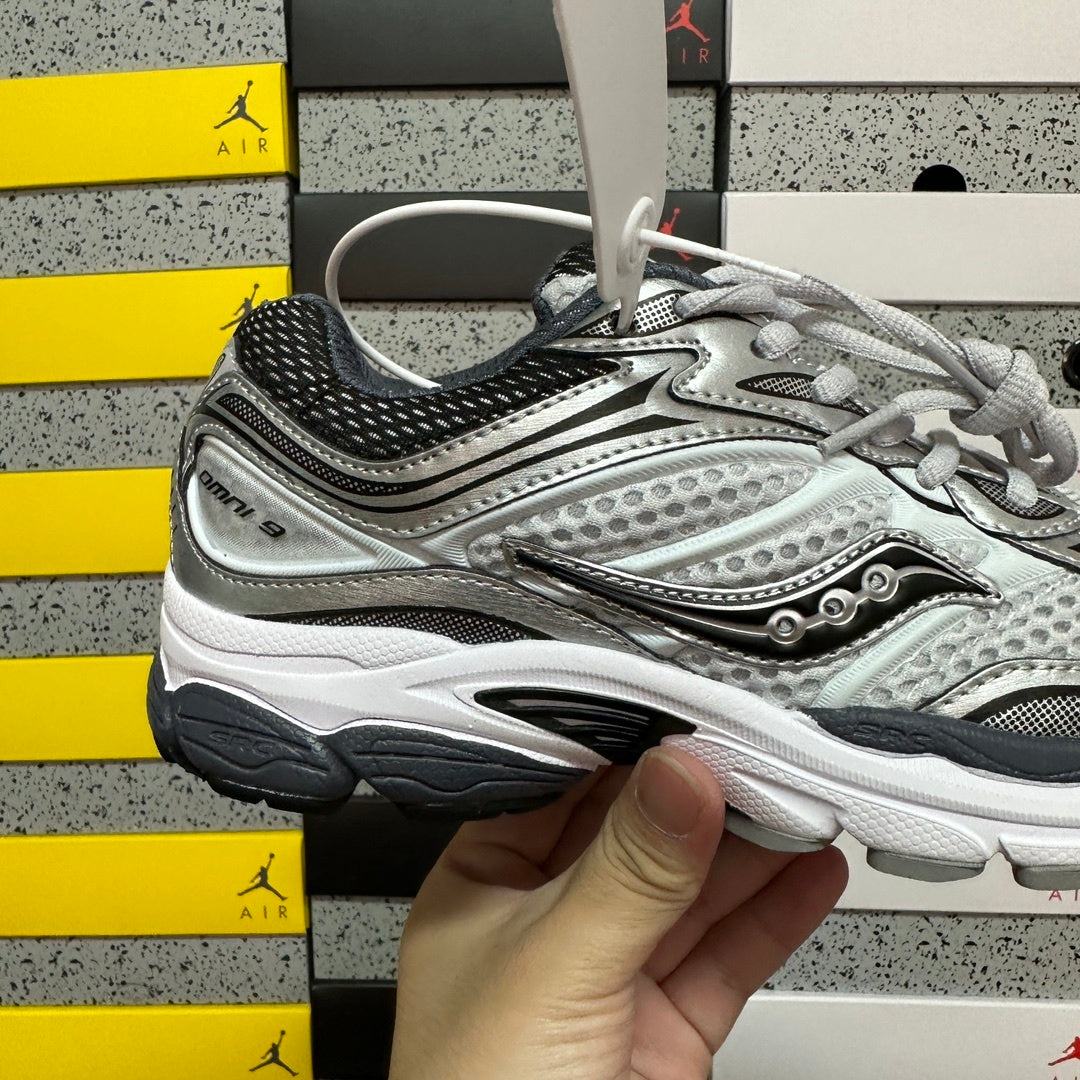 Saucony Omni 9