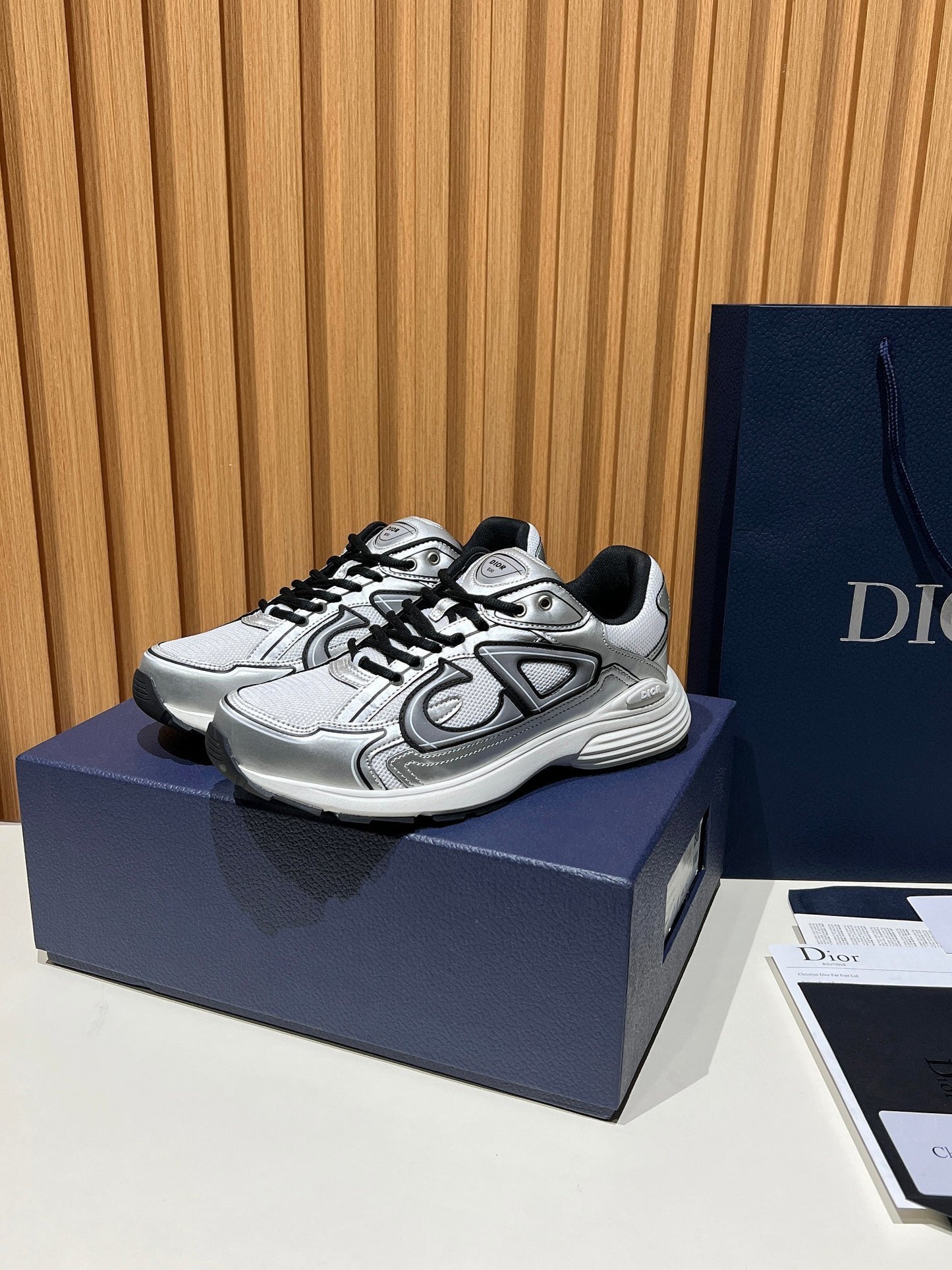 DIOR B30