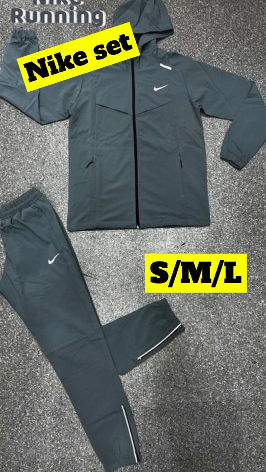 Nike-Trainingspak