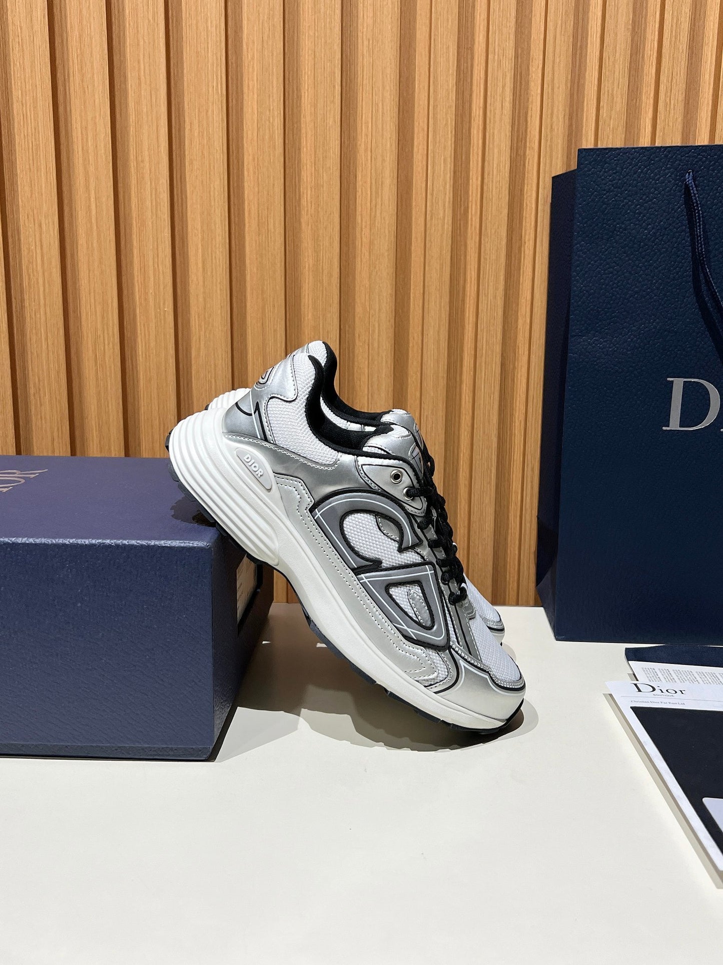 DIOR B30