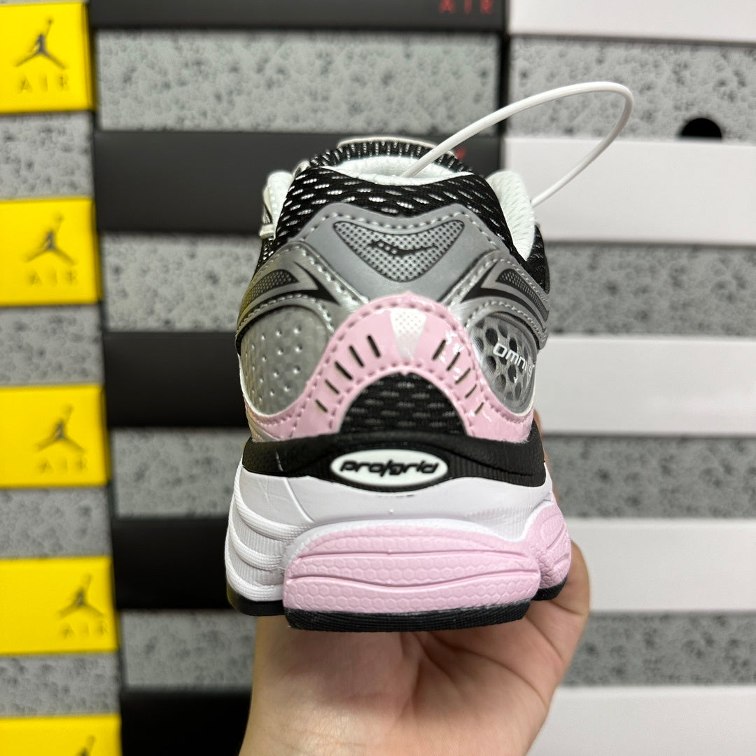 Saucony Omni 9