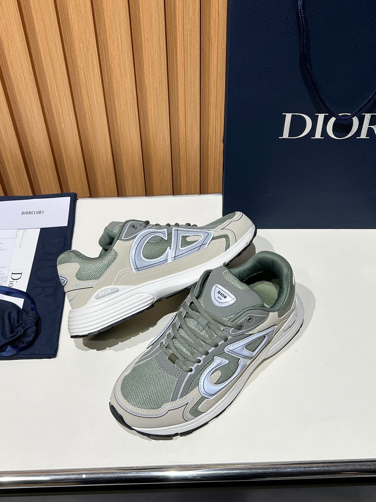 DIOR B30