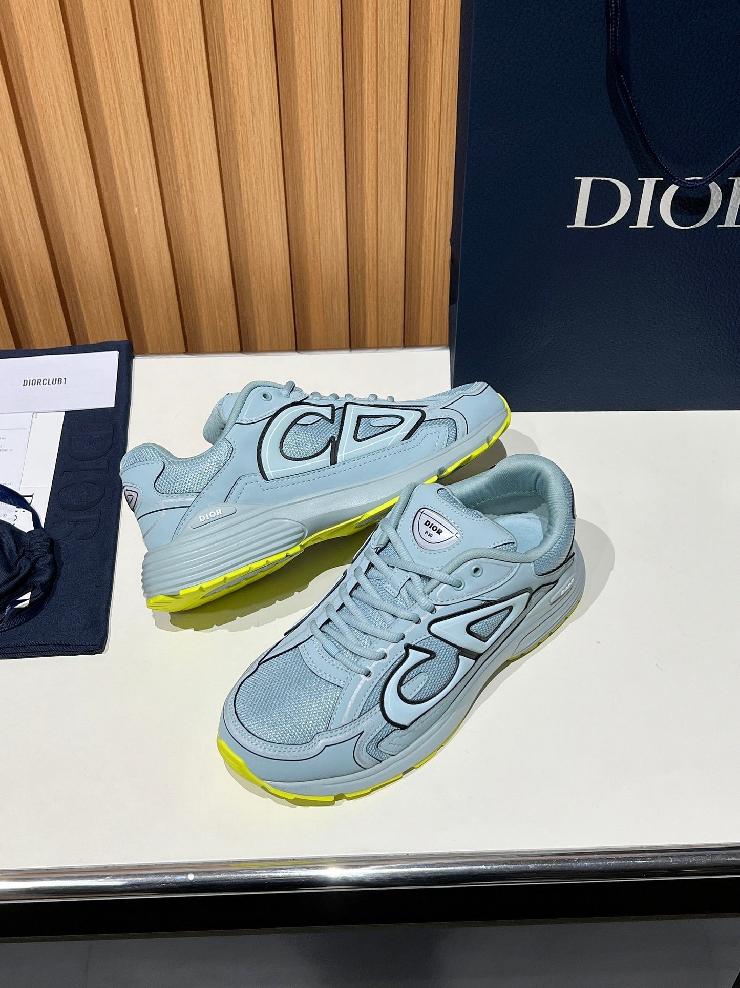 DIOR B30